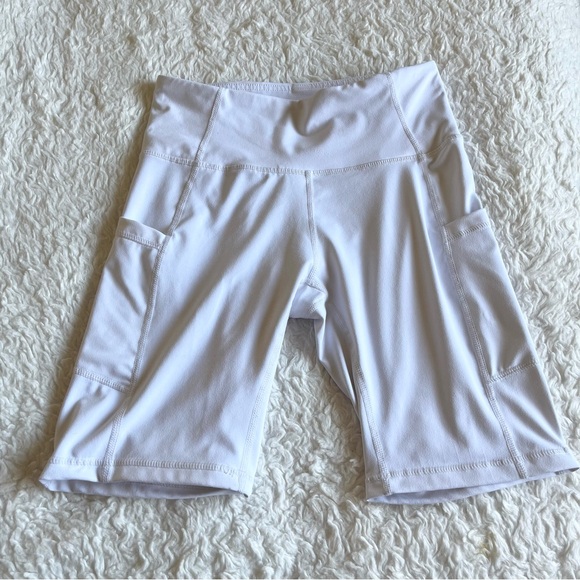 Baleaf Women's White Bike Shorts - Picture 1 of 3